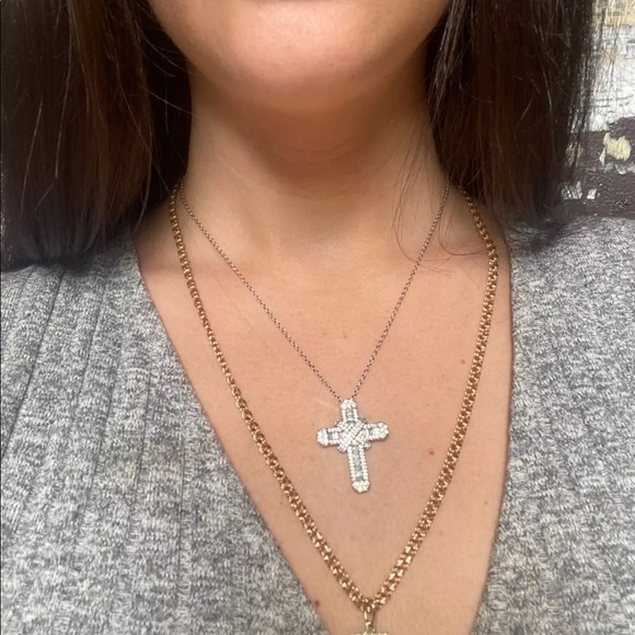New Women Men Cross Diamond Necklace - Picture 6 of 7